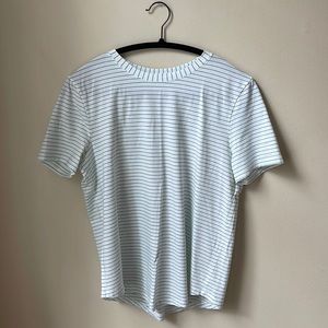 lululemon love crew short sleeve t-shirt size 6